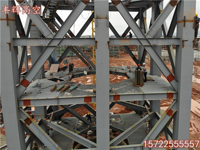 鋼結(jié)構(gòu)